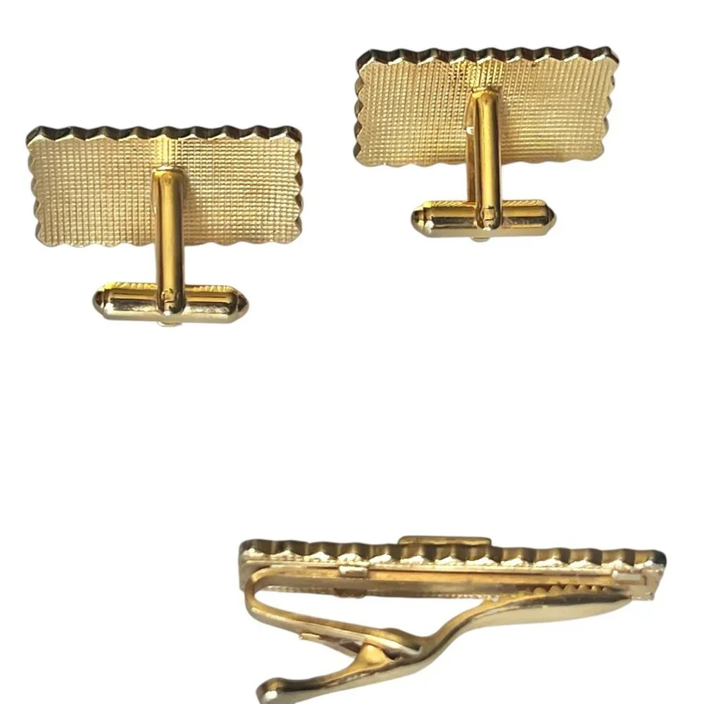 Vintage Gold-Tone Cufflinks & Tie Clip Set With Fleur De Lis & Heart Scroll Desi